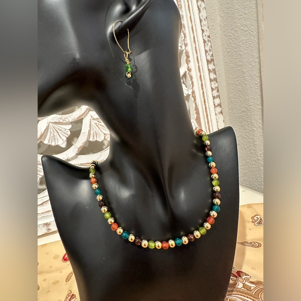MULTICOLOR NECKLACE WITH MATCHING EARRINGS HANDMADE JEWELRY